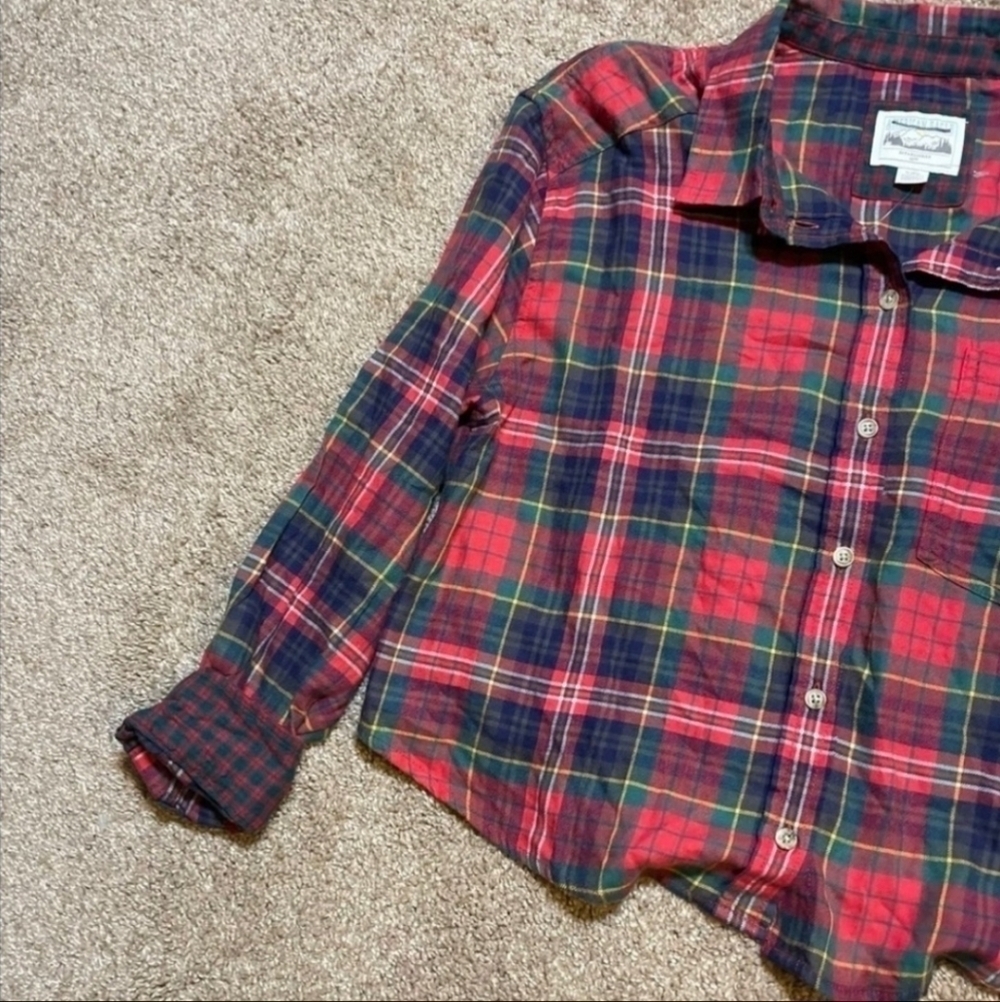 American Eagle AEO Cozy Cabin Cropped Patched Flannel Shirt Red Women's Small S - Picture 9 of 14